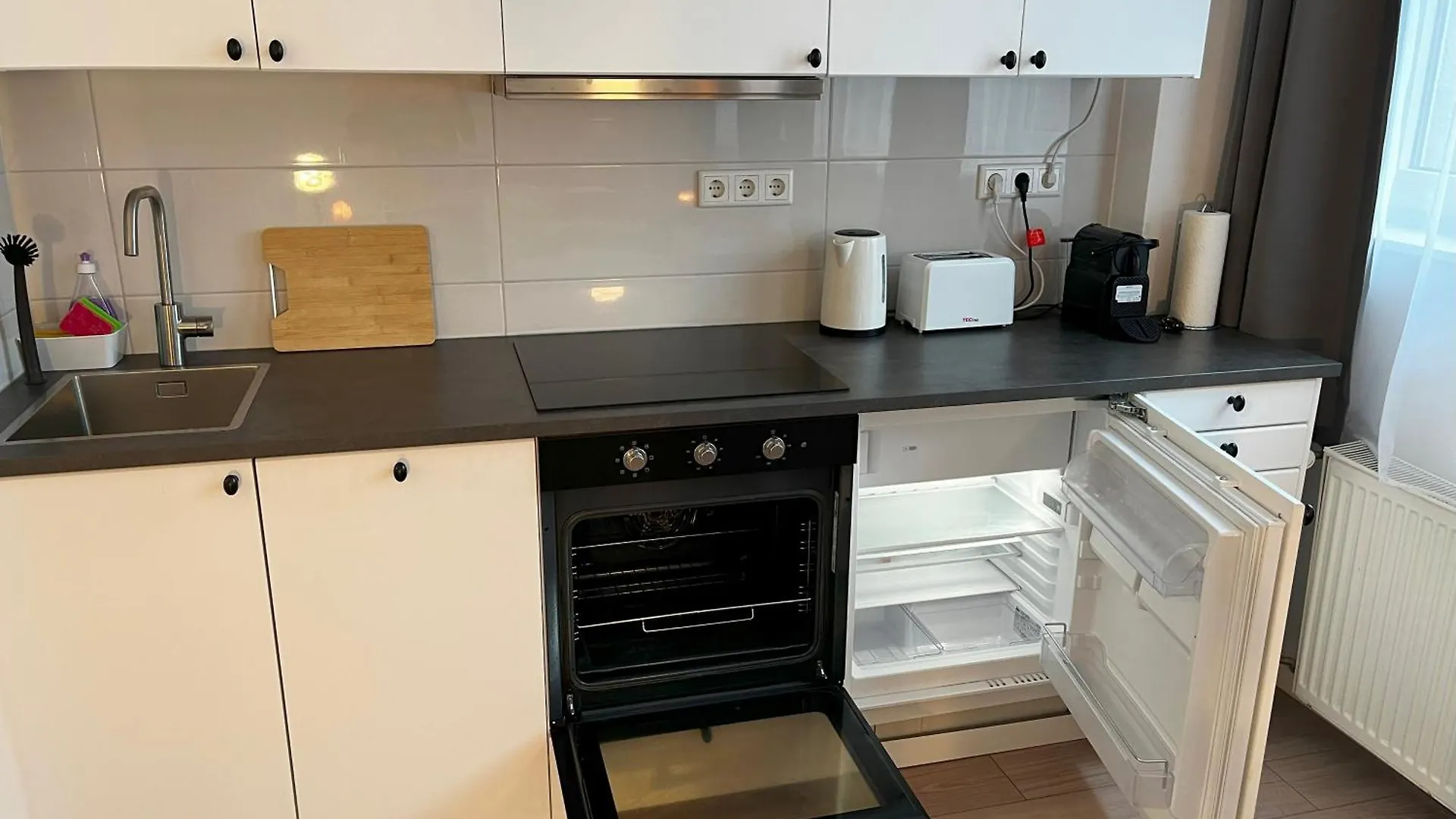 Stylish Apartment In Friesenplatz, Heart Of Cologne