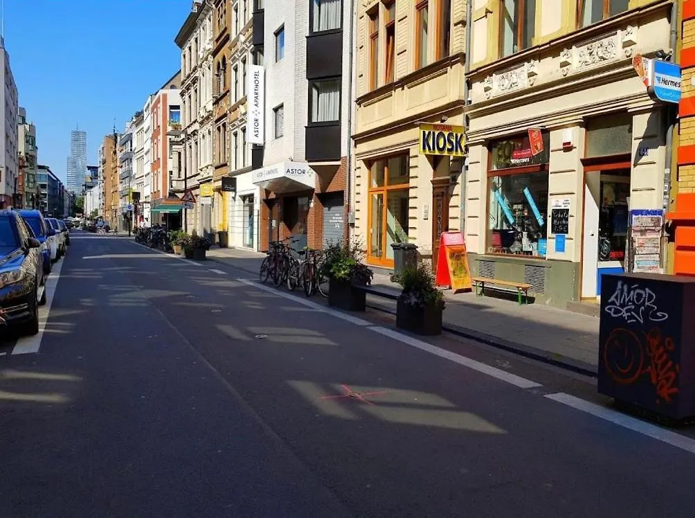 Stylish Apartment In Friesenplatz, Heart Of Cologne