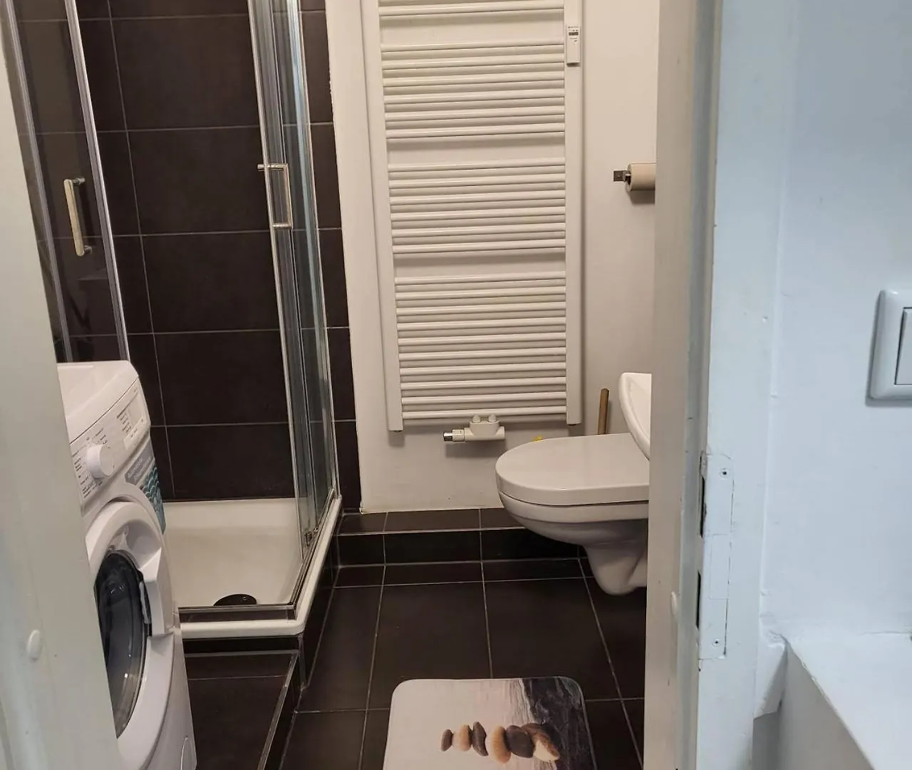 Stylish Apartment In Friesenplatz, Heart Of Cologne