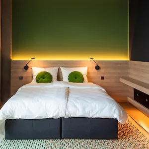 Theclouth Hotell